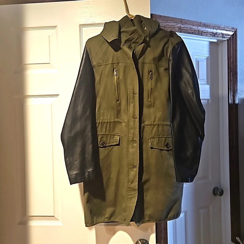 Jacket - Picture 1 of 2